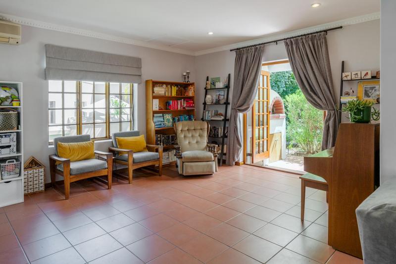 3 Bedroom Property for Sale in Zevendal Western Cape